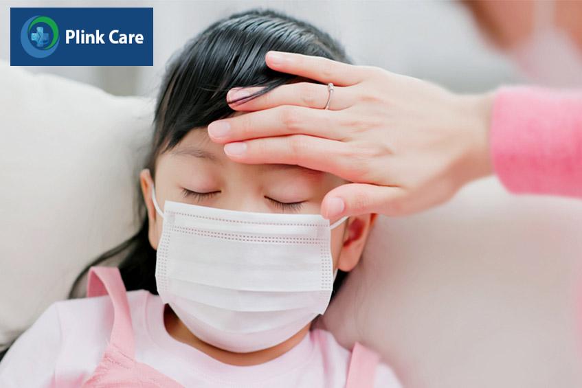 Xác định nguyên nhân và đưa trẻ đi khám kịp thời
