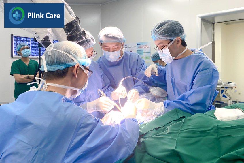 bác sĩ điều trị u não ác tính tại PlinkCare