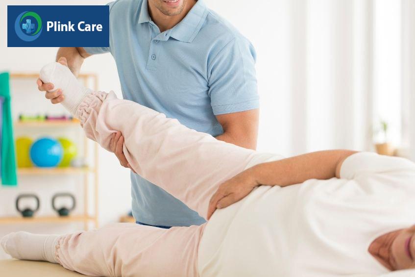 khớp háng bị trật gây biến dạng ở vị trí này