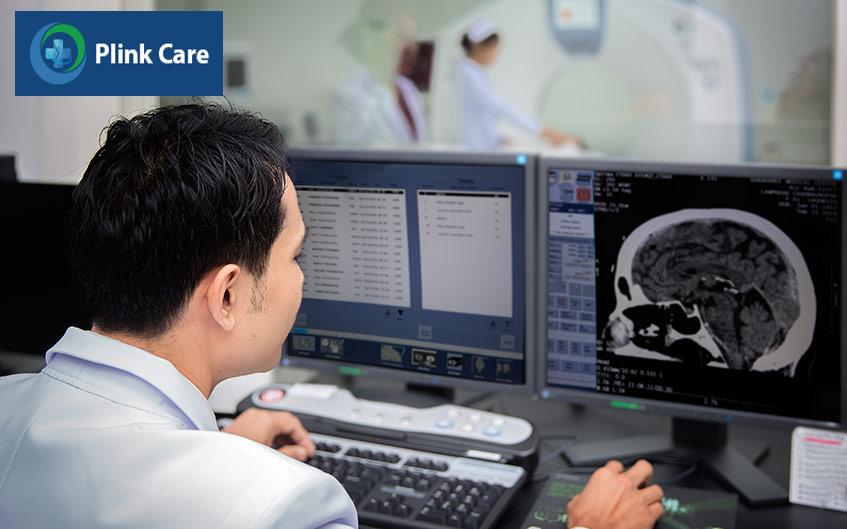kiểm tra định kỳ giúp phát hiện máu tụ dưới màng cứng