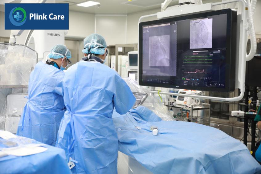Thực hiện điều trị tại Trung tâm Tim mạch PlinkCare
