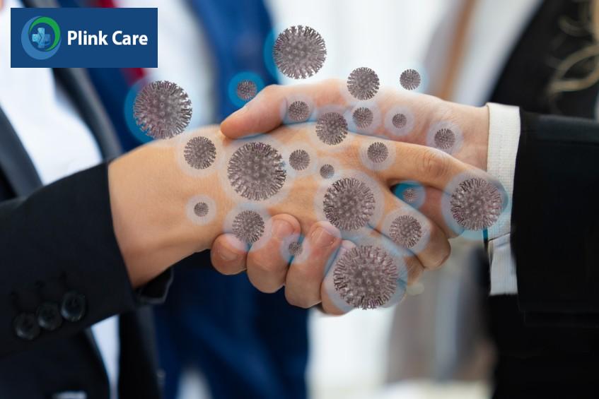 tiếp xúc trực tiếp với người nhiễm bệnh làm tăng nguy cơ mắc cúm a