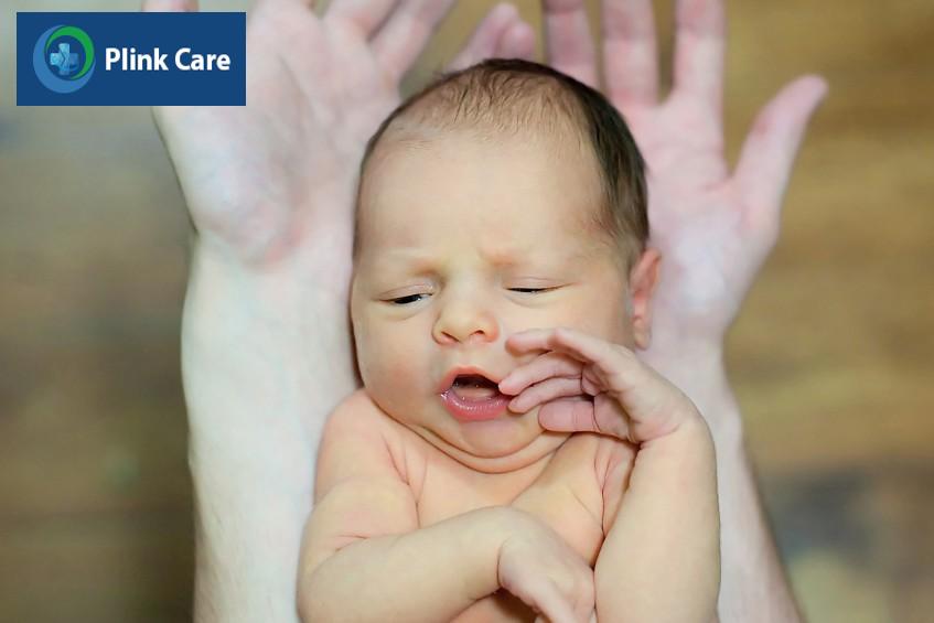 Trẻ vàng da sinh lý biểu hiện sau khoảng 2 đến 4 ngày đầu đời