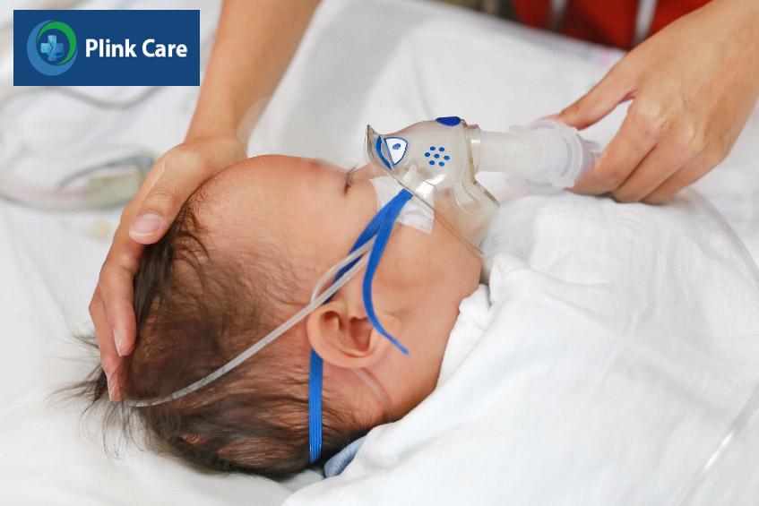 Hội chứng không lỗ van động mạch phổi làm ảnh hưởng đến hệ hô hấp, gây xẹp phổi, viêm phổi