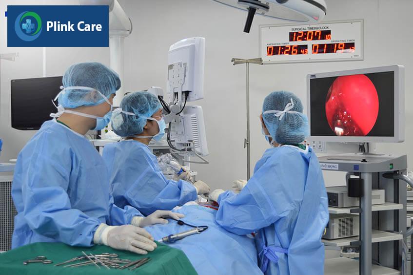 phẫu thuật chữa thủng màng nhĩ