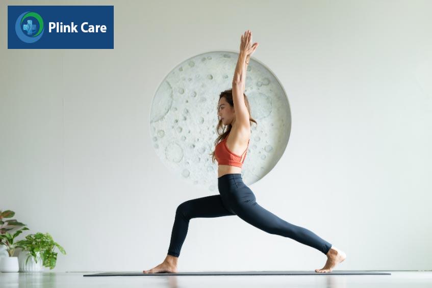 tập yoga góp phần giúp nữ giới hạn chế tình trạng đau nhức sau khi khám phụ khoa