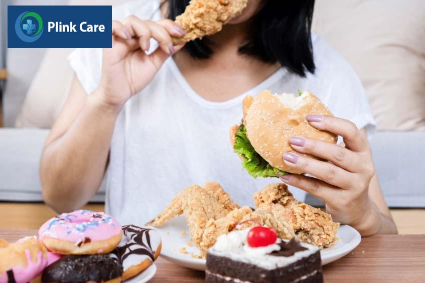 thực phẩm chiên rán nhiều dầu mỡ có thể làm tăng nguy cơ táo bón