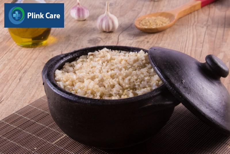 Cơm gạo lứt thay cơm trắng cho người bệnh tiểu đường
