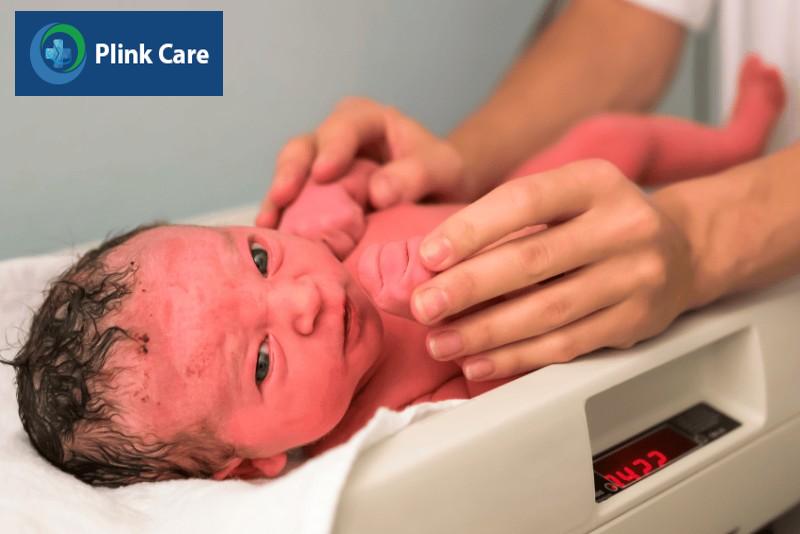 Dấu hiệu nhận biết trẻ sơ sinh cần tăng cân
