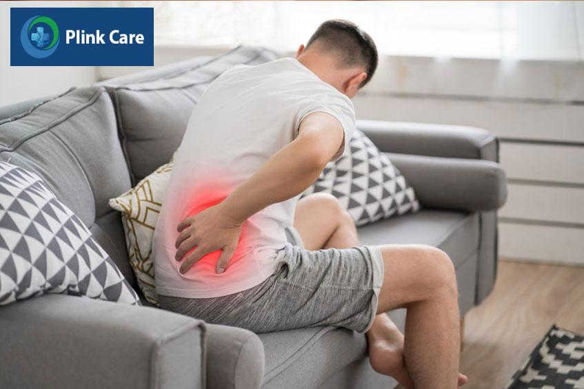 nang thận thường có triệu chứng đau ở lưng, hông hoặc bụng