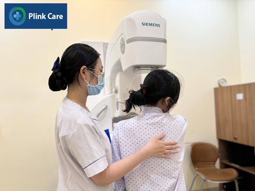 phẫu thuật nâng ngực phương pháp lai
