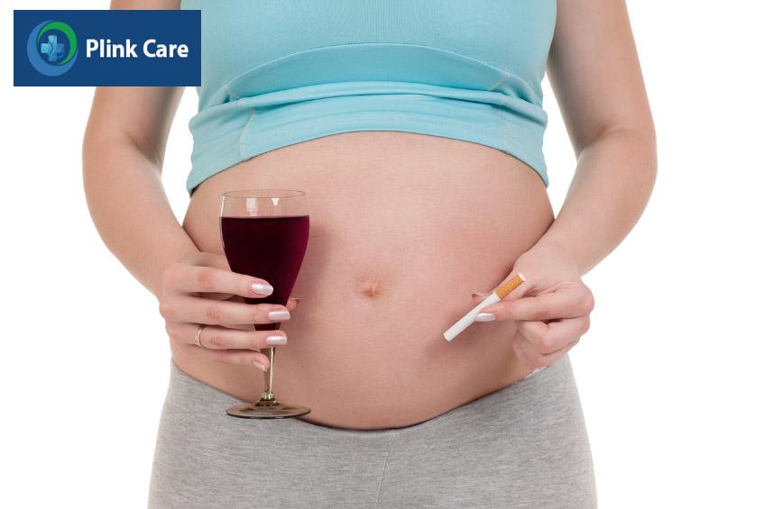 rượu và thuốc lá tác động tiêu cực đến thai nhi
