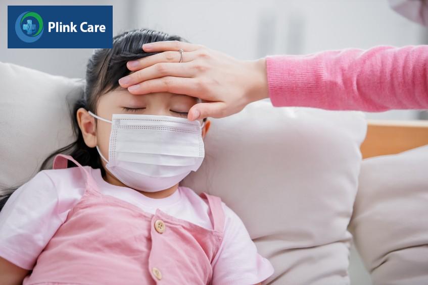 Sốt là một trong những triệu chứng bệnh lao phổi ở trẻ em