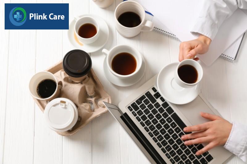 Đau đầu uống quá nhiều cafe có thể gặp nguy hiểm gì?