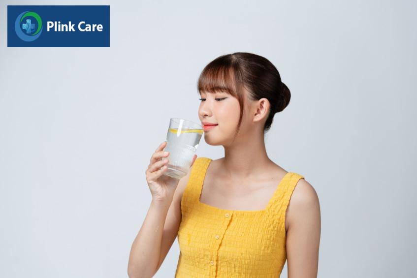 Đau đầu uống nước chanh có tốt không?