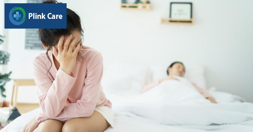 Nếu đau rát, chảy máu khi quan hệ, vợ chồng cần ngừng lại ngay và báo lại với bác sĩ sớm