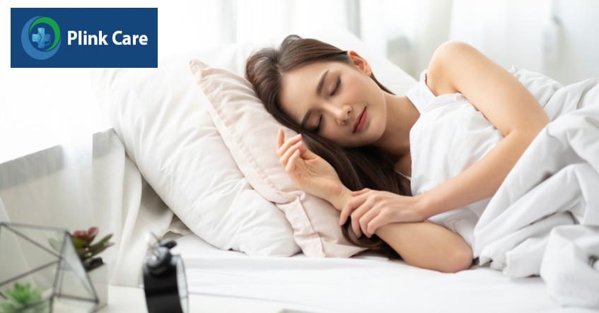 Nghỉ ngơi đầy đủ giúp cơ thể nhanh hồi phục nếu bị sốt sau chuyển phôi