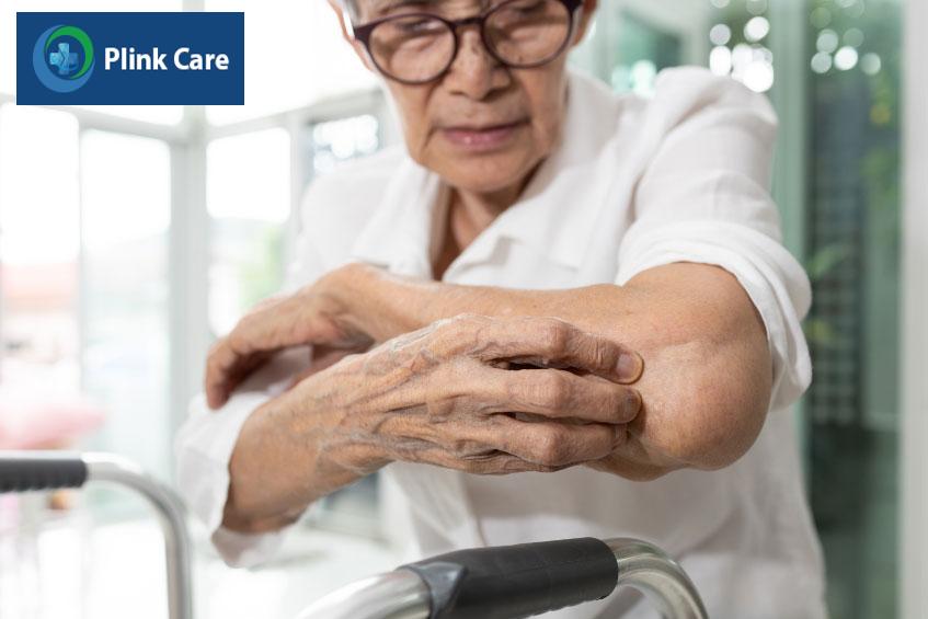 người lớn tuổi có khả năng mắc bệnh cao