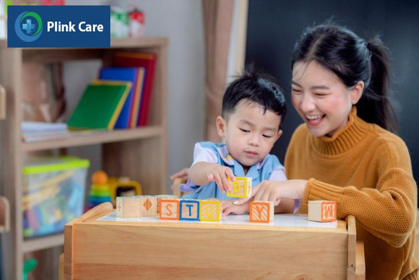 Sự quan tâm, chăm sóc và đồng hành của bố mẹ