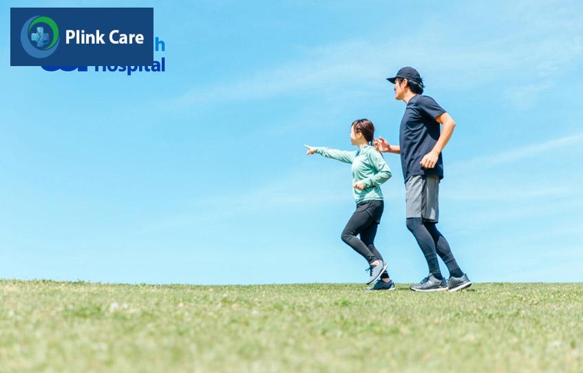 tập thể dục nhẹ hoặc đi bộ