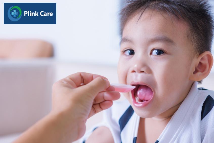 Trẻ nổi mụn nhọt mức độ nhẹ có thể được điều trị