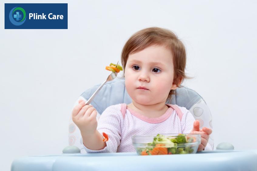 Bố mẹ nên cho trẻ bị trào ngược dạ dày ăn nhiều rau củ