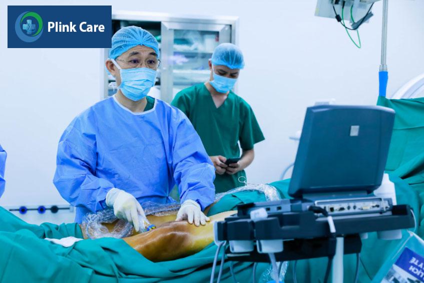 Bơm keo sinh học điều trị giãn tĩnh mạch tại PlinkCare TP.HCM