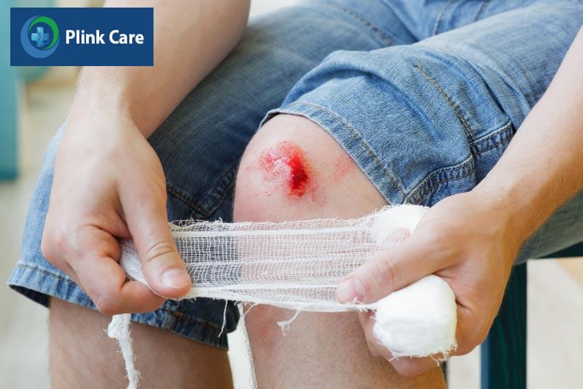 là kết quả của chấn thương ngoài da không được vệ sinh