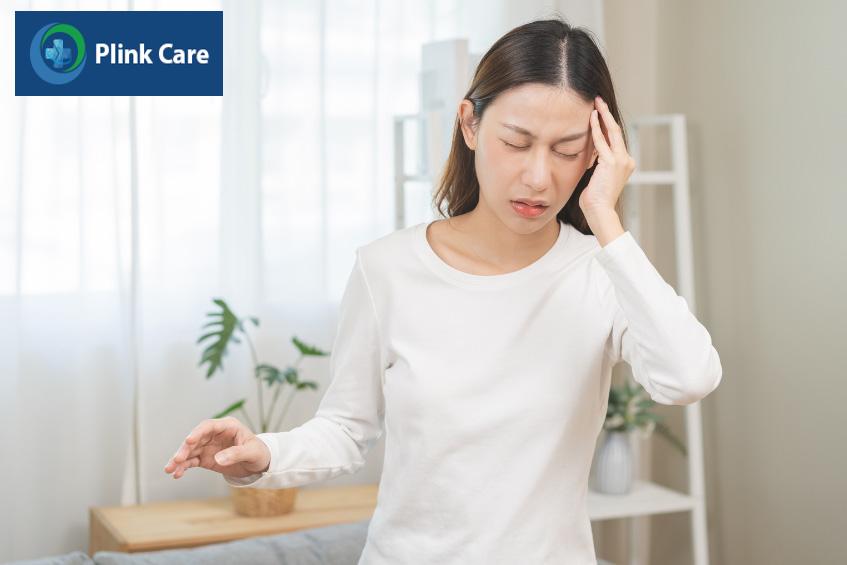 Người bị huyết áp kẹp có triệu chứng choáng váng, mất thăng bằng