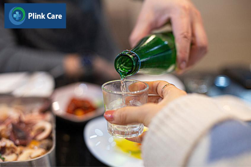 Người bị huyết áp thấp không nên sử dụng rượu, bia