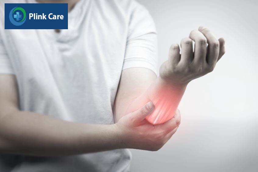 Viêm cơ hoại tử qua trung gian đặc hiệu với triệu chứng yếu cơ