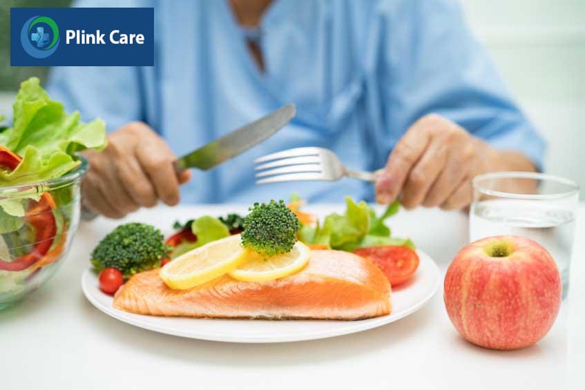 Bị khô khớp gối nên ăn cá hồi