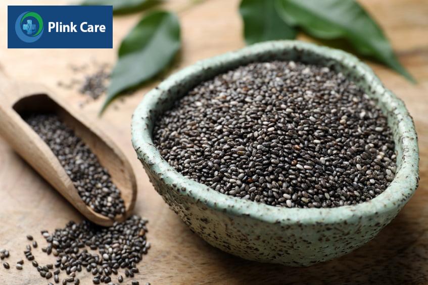 Bị táo bón ăn hạt chia giúp dễ đi vệ sinh