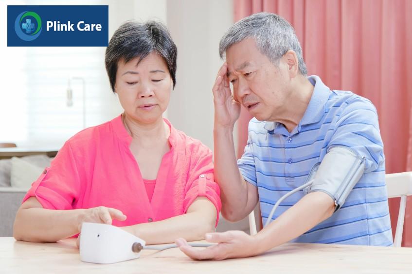 cao huyết áp là nguyên nhân phổ biến gây xuất huyết não ở người già