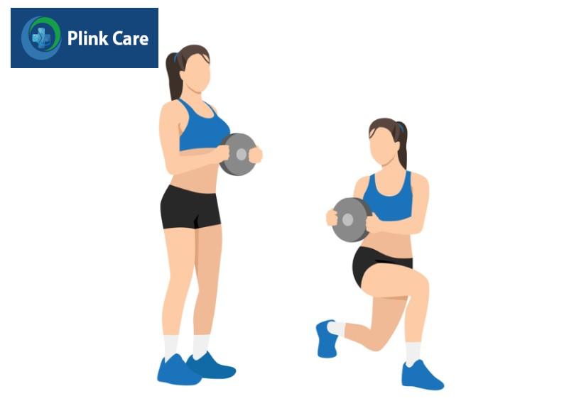 động tác lunge twist với tạ đơn