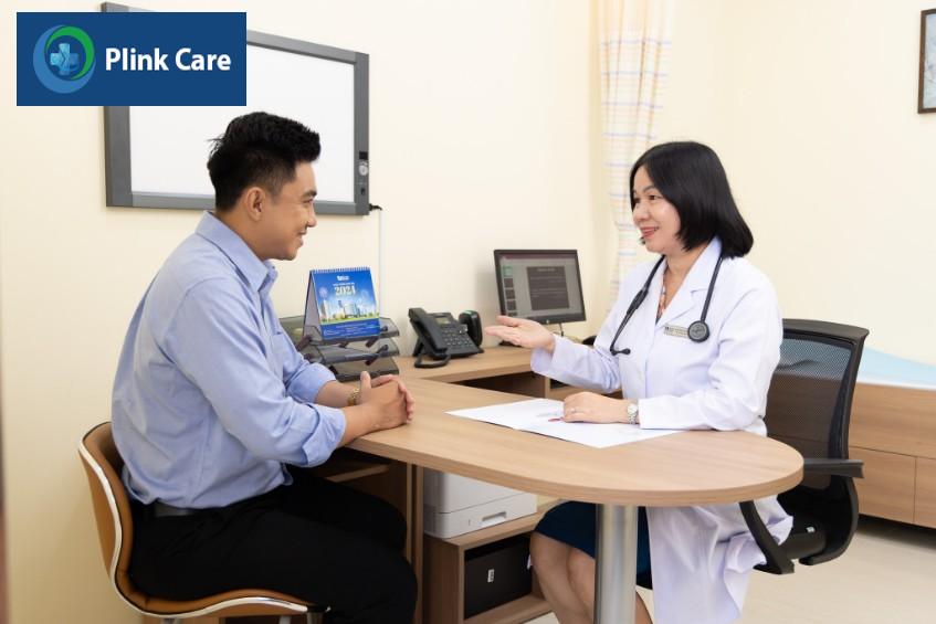 khách hàng kiểm tra sức khỏe tổng quát