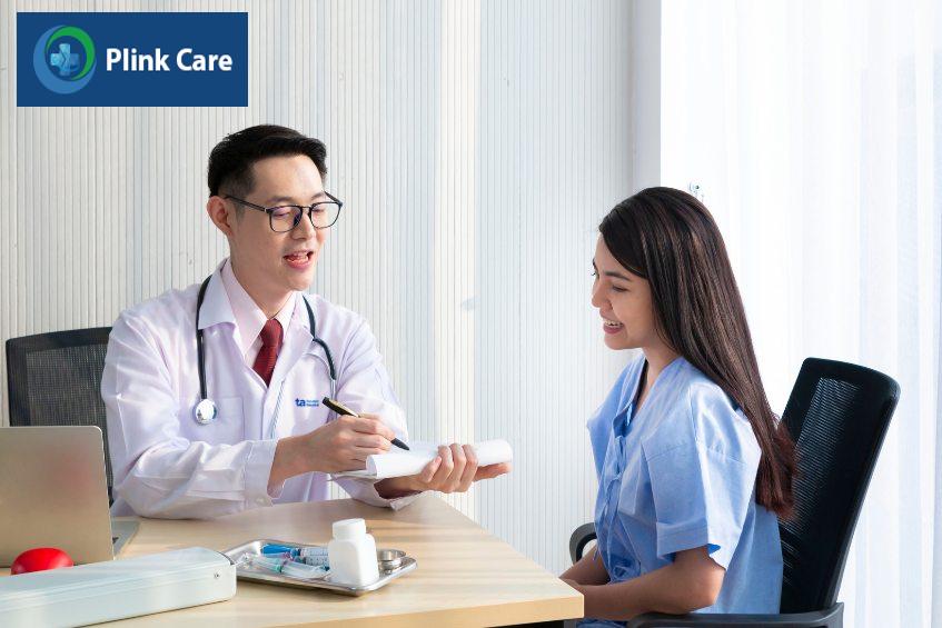 thảo luận cùng bác sĩ điều trị