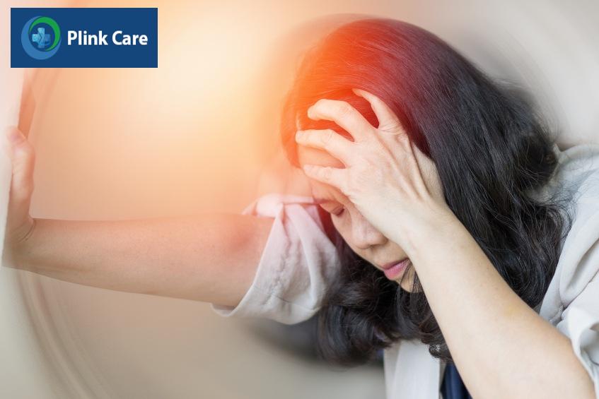 triệu chứng chóng mặt đau đầu nên khám chuyên khoa thần kinh