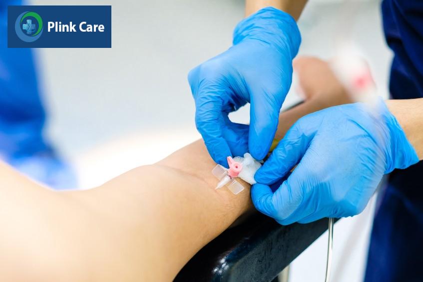 truyền thuốc tĩnh mạch trị giảm tiểu cầu vô căn