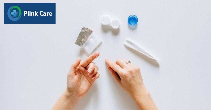 bảo quản kính áp tròng cẩn thận