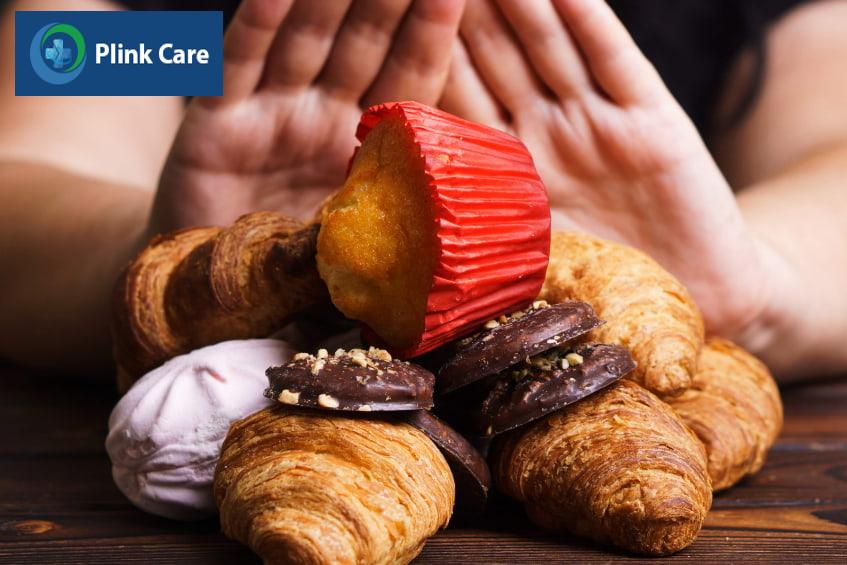 bị viêm khớp kiêng ăn gì, thực phẩm nhiều đường