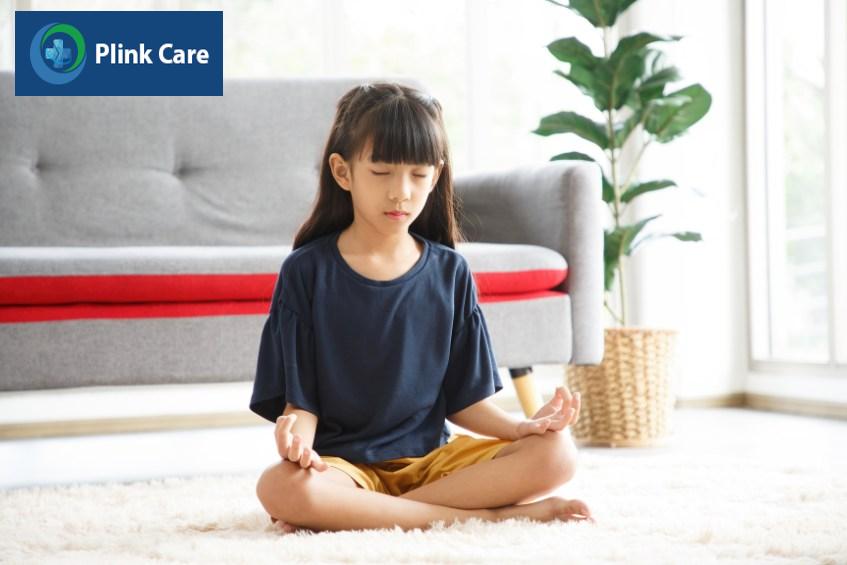 Bố mẹ cho trẻ sinh hoạt lành mạnh, tập hít thở sâu