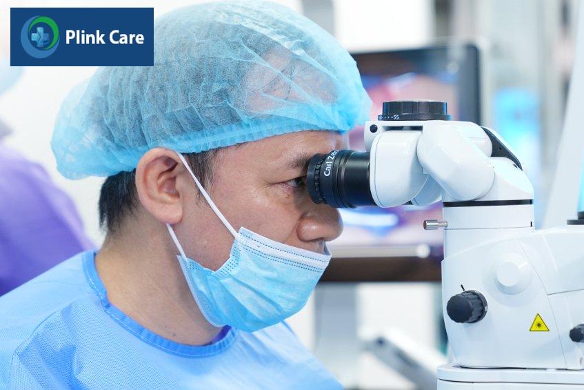 mổ cận bằng femto lasik