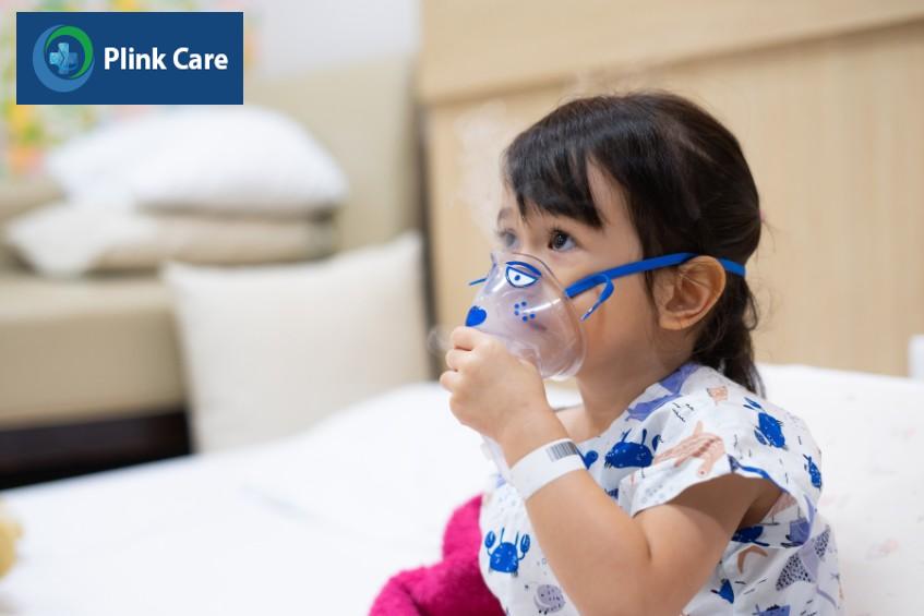 phụ huynh nên đưa trẻ bị hen suyễn đến bệnh viện gần nhất